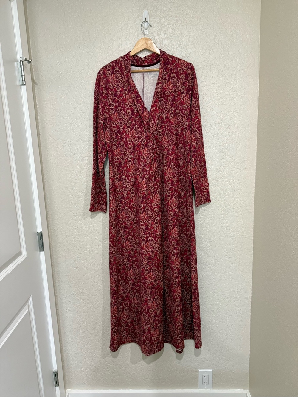 Soft Surroundings Lagia Maxi Dress in the "Spice Global Damask" Red Paisley XL - Picture 2 of 6